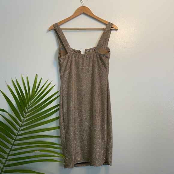 NWT CHARLOTTE RUSSE Sparkly Bodycon Dress - Picture 6 of 7